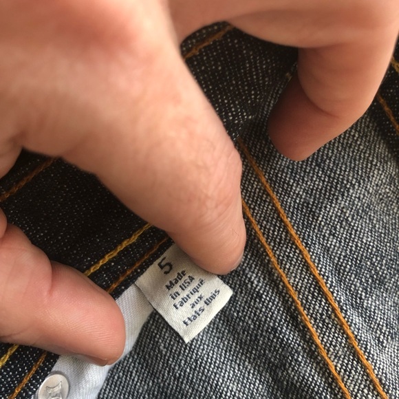 VGC Hurley women’s dark denim jean mini skirt in size 5!! - Picture 6 of 7